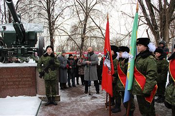 22 февраля возле памятника «Пушка» на ул. Юных Ленинцев прошел митинг, посвященный Дню Защитника Отечества