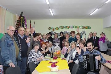Коллектив филиала «Текстильщики» поздравили Актив и первичные организации Совета ветеранов района с наступающим Новым годом. 