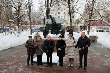 ТОРЖЕСТВЕННЫЙ МИТИНГ
