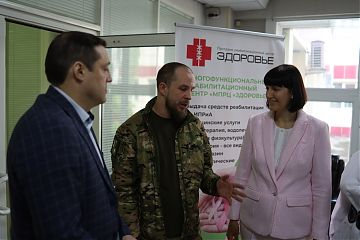 СВОИХ НЕ БРОСАЕМ