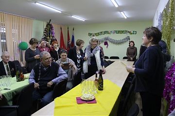 Коллектив филиала «Текстильщики» поздравили Актив и первичные организации Совета ветеранов района с наступающим Новым годом.