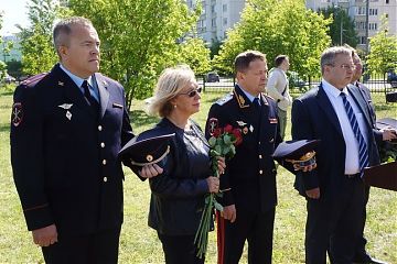 ПАМЯТЬ ЖИВА