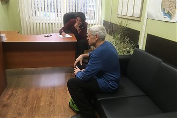 ДЕПУТАТЫ ВЕДУТ ПРИЕМ ГРАЖДАН