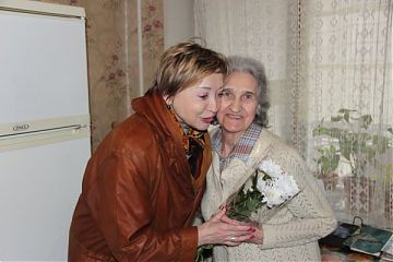 ВРУЧЕНИЕ ЮБИЛЕЙНОЙ МЕДАЛИ "70 лет Победы в Великой Отечественной войне 1941-1945гг" Антиповой Валентине Федоровне