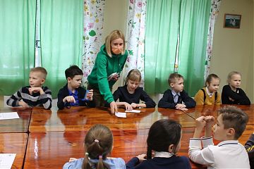 Школьники научились определять птиц