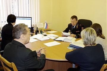 Начальник УВД по ЮВАО генерал-майор полиции Сергей Карпов принял жителей округа в Общероссийский день приема граждан