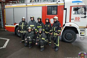 Пожарные спасли из огня 5 человек
