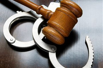 Оперативники ЮВАО задержали подозреваемую в присвоении денежных средств