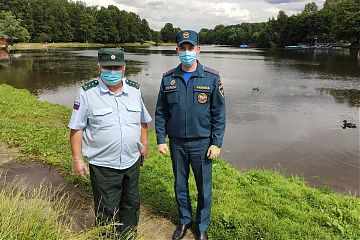 Купаться запрещено! Но хочется...