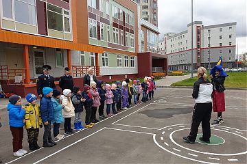В одном из детских садов ЮВАО для детей провели занятия по правилам безопасности