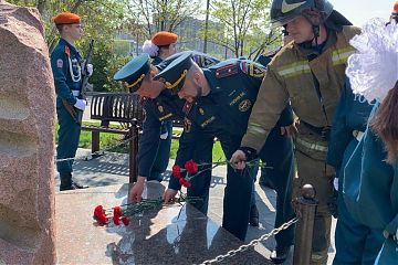 В последний день апреля профессиональный праздник отмечают те, кто, рискуя собственной жизнью, спасает людей от страшного врага – огня