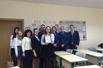 Кузьминская прокуратура провела конкурс стендов к 70-летию Нюрнбергского трибунала.