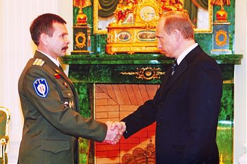 Почетный житель муниципального округа Текстильщики, Герой России Бочаров В.А.  вновь утвержден членом Общественной палаты РФ