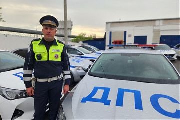 Сотрудник Госавтоинспекции Москвы помог беременной женщине добраться до роддома